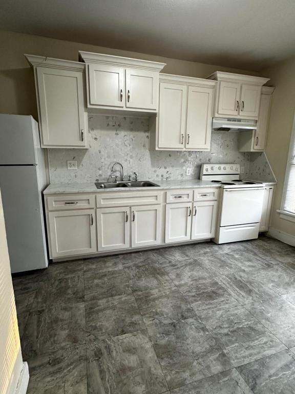 800 S Texas Blvd Unit A - Photo 3 of 6