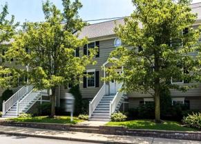 30 Russell St - Photo 1 of 1