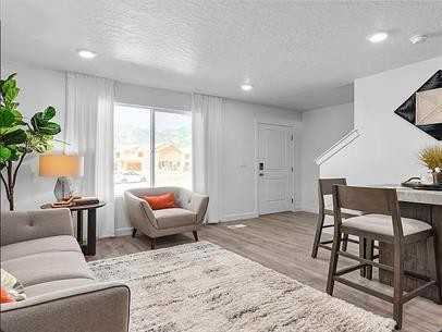 638 Westsouth #1058 - Photo 2 of 19