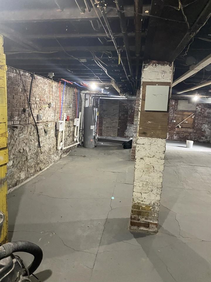 1036 Steuben St #1 - Photo 2 of 14