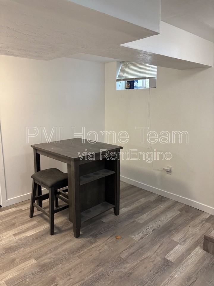 732 E 1000 S #B - Photo 5 of 13