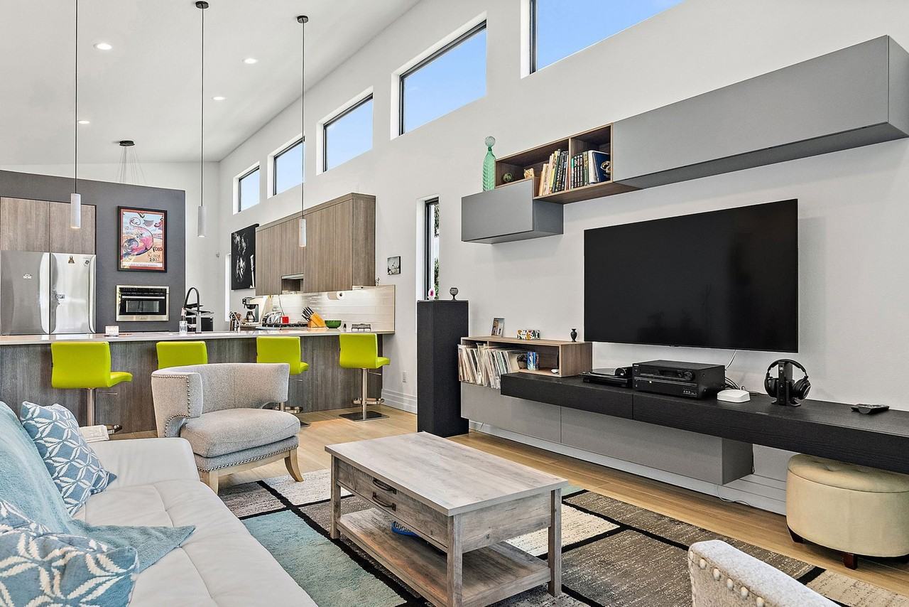 2500 4th Avenue South - Photo 2 of 50