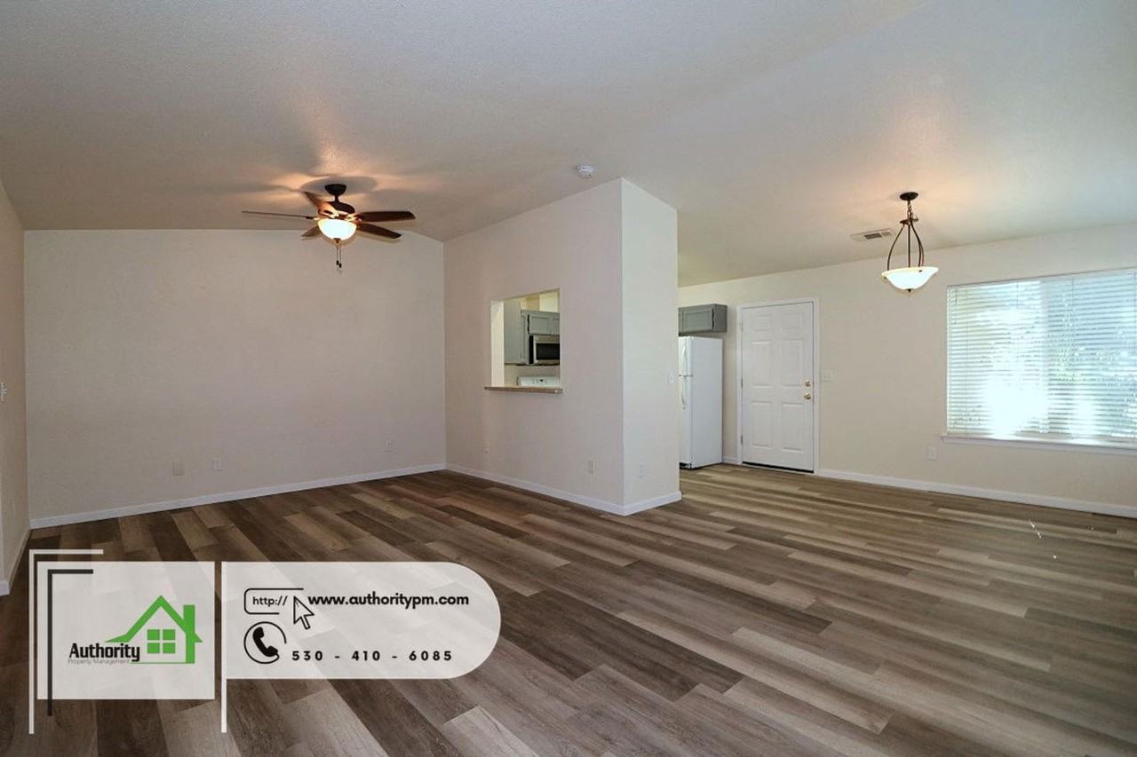 3755 Main St - Photo 3 of 15