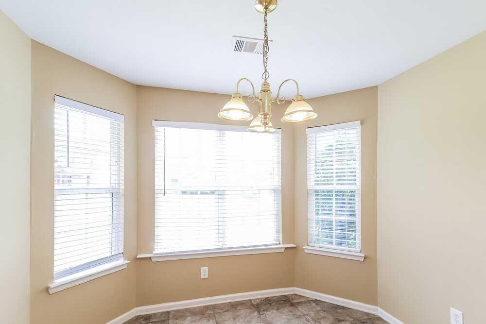 295 Lakeview Trl - Photo 7 of 16