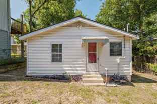 1906 E 9th St - Photo 1 of 1