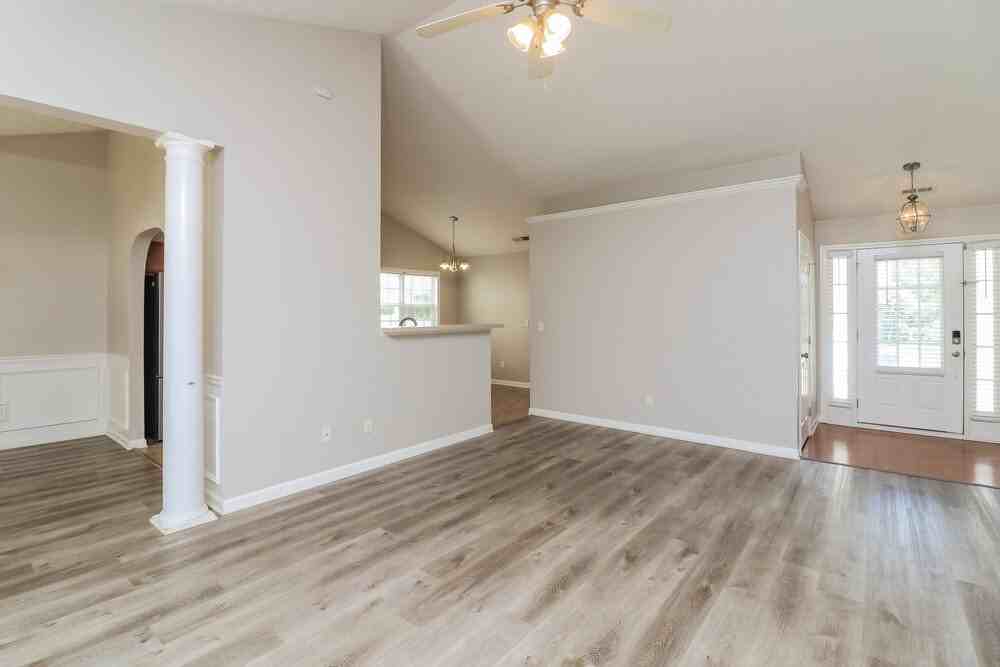 216 Overlook Dr - Photo 5 of 16