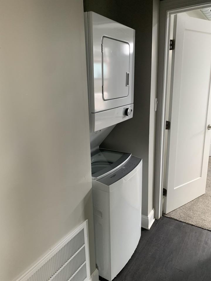 1821 N 2nd St #2 - Photo 6 of 12