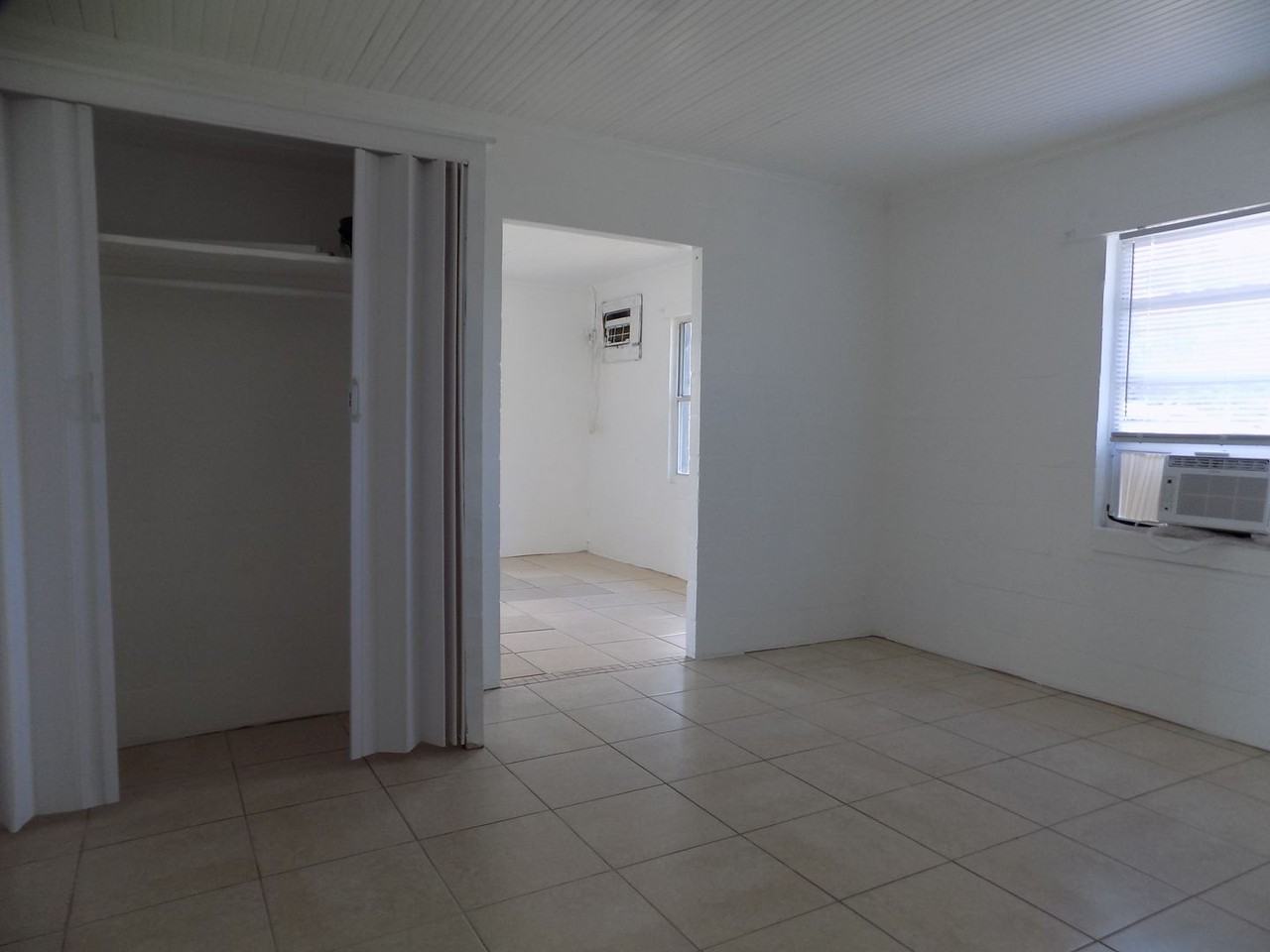 318 Pearl St - Photo 5 of 8