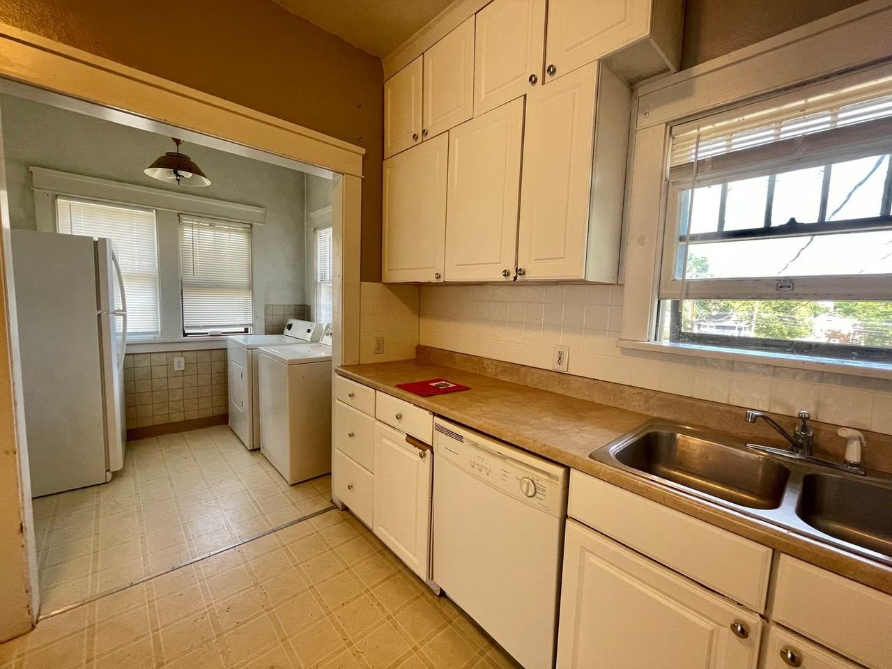 2026 9th Ave - Photo 5 of 14