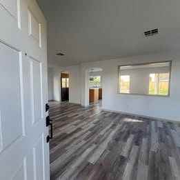 3542 Lynch Ln - Photo 2 of 12