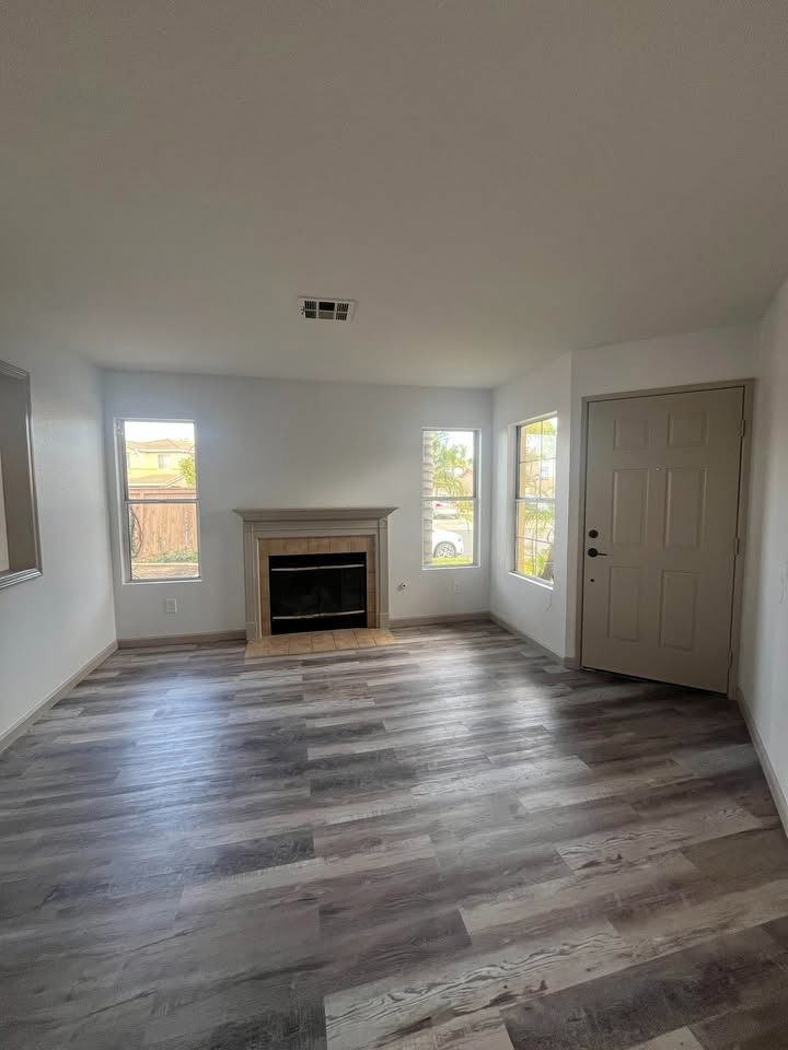 3542 Lynch Ln - Photo 3 of 12