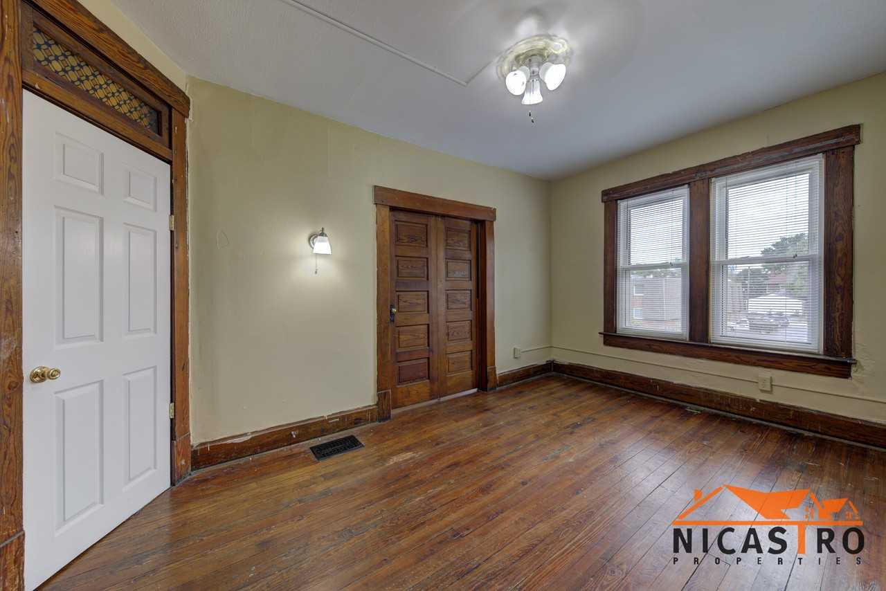 363 E 12th Ave - Photo 3 of 50