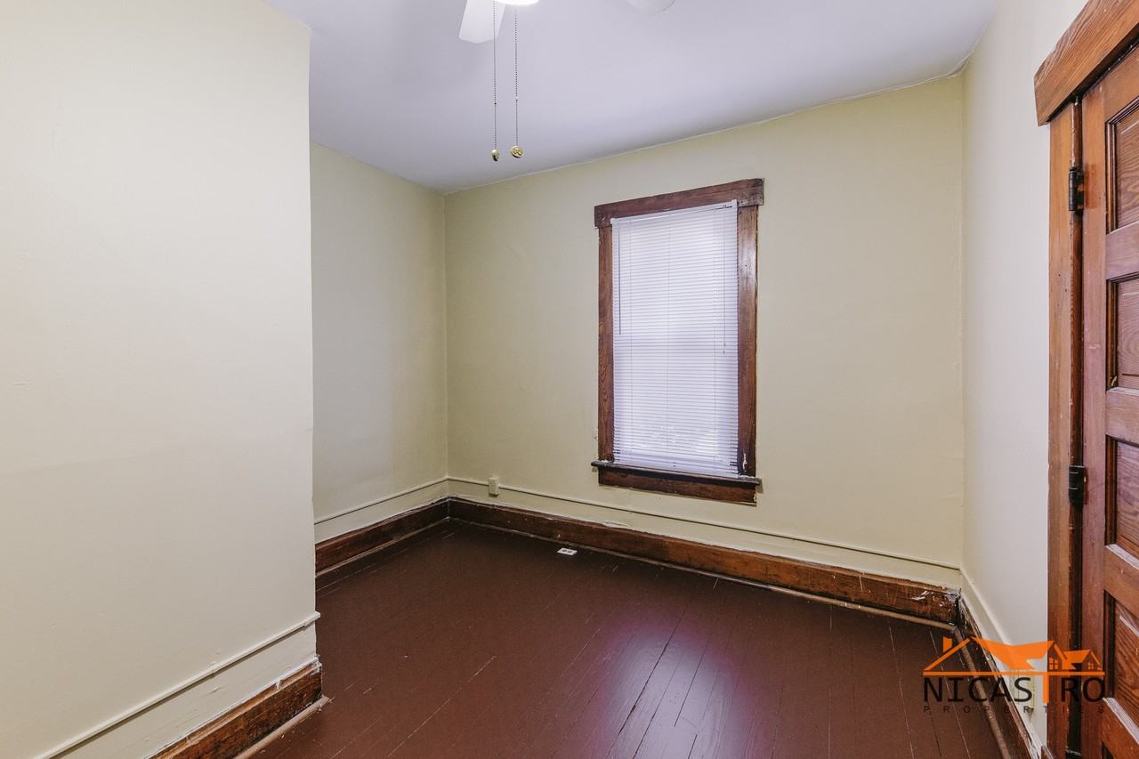 363 E 12th Ave - Photo 6 of 50