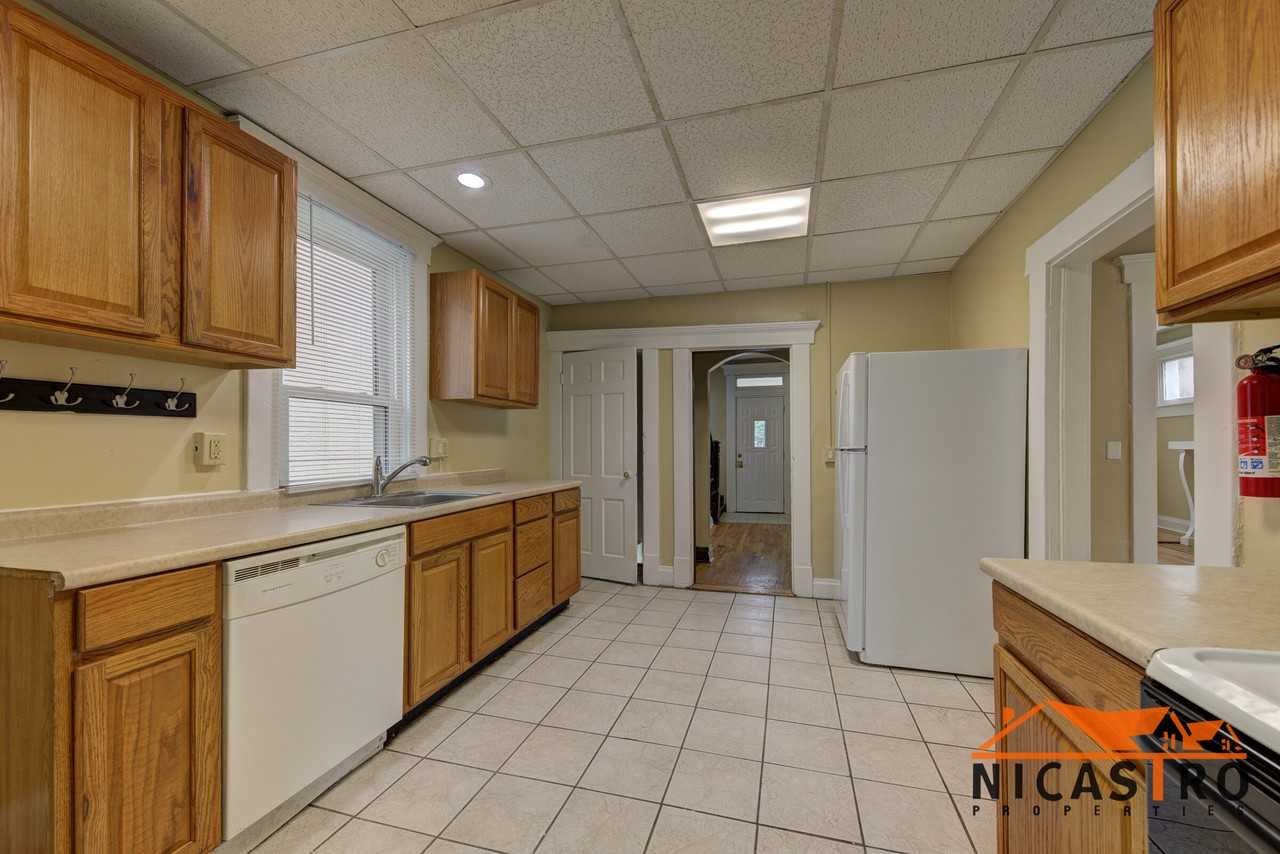 363 E 12th Ave - Photo 4 of 50