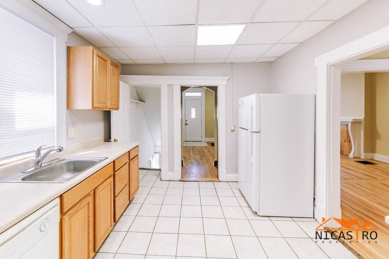 363 E 12th Ave - Photo 6 of 50