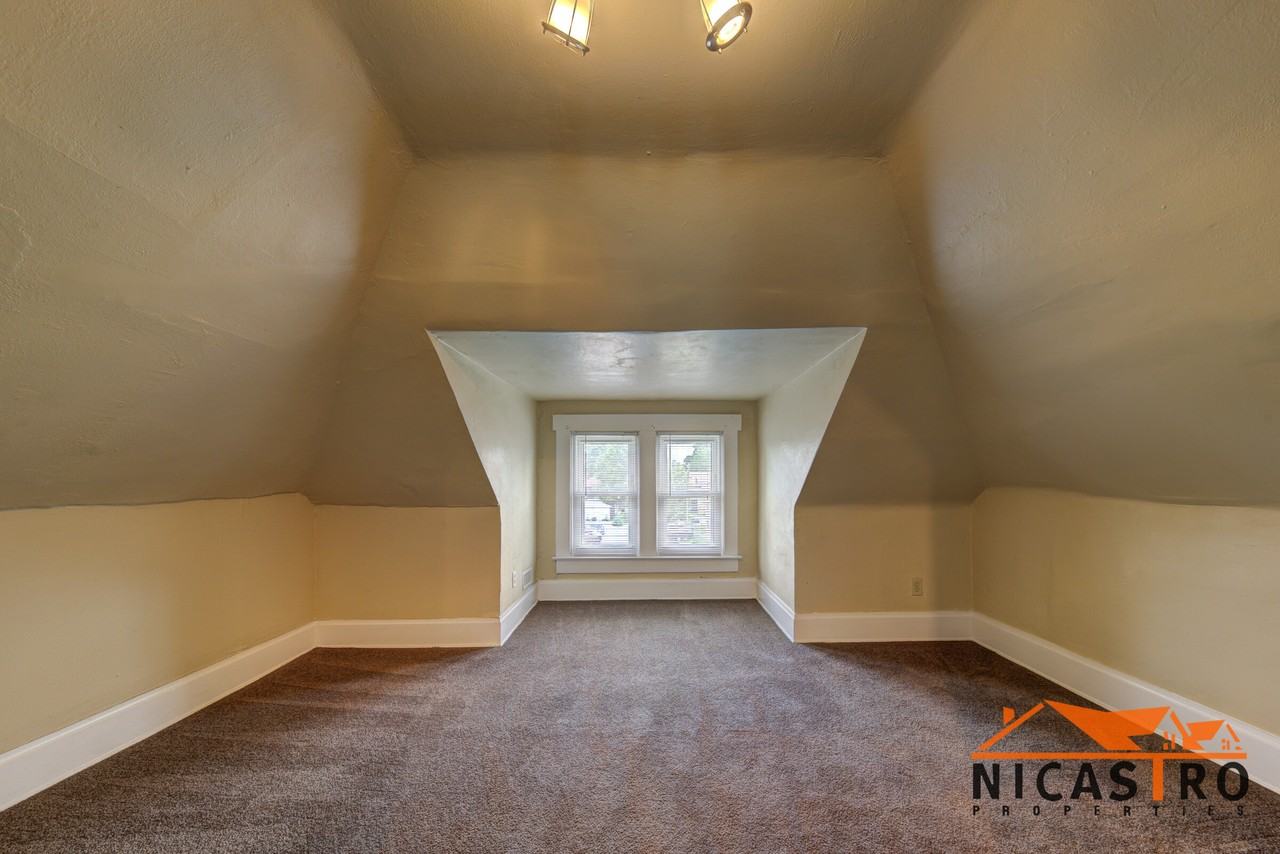 363 E 12th Ave - Photo 7 of 50