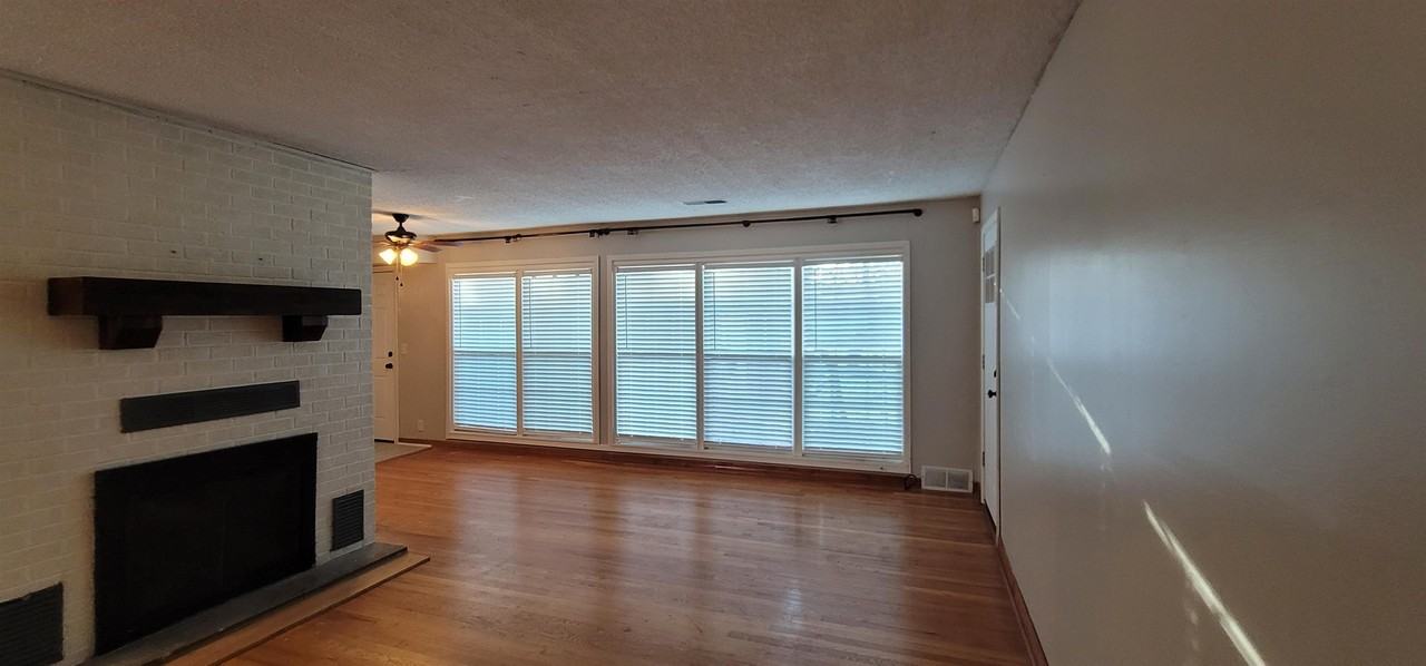3810 E Pawnee Ct - Photo 6 of 12