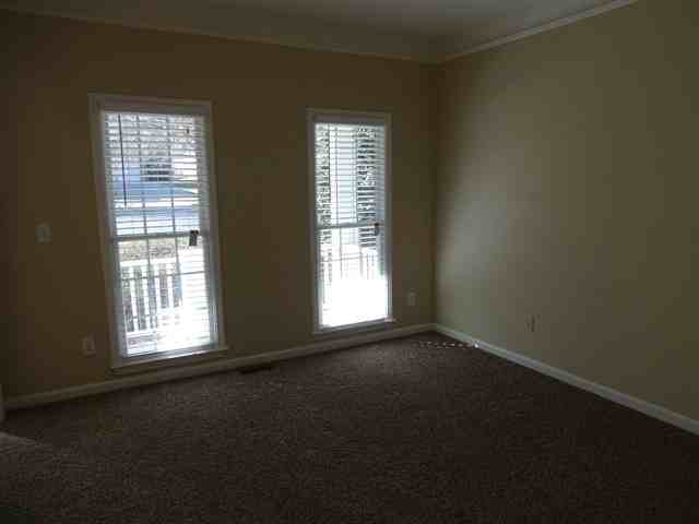 7475 Bronson Way - Photo 3 of 14