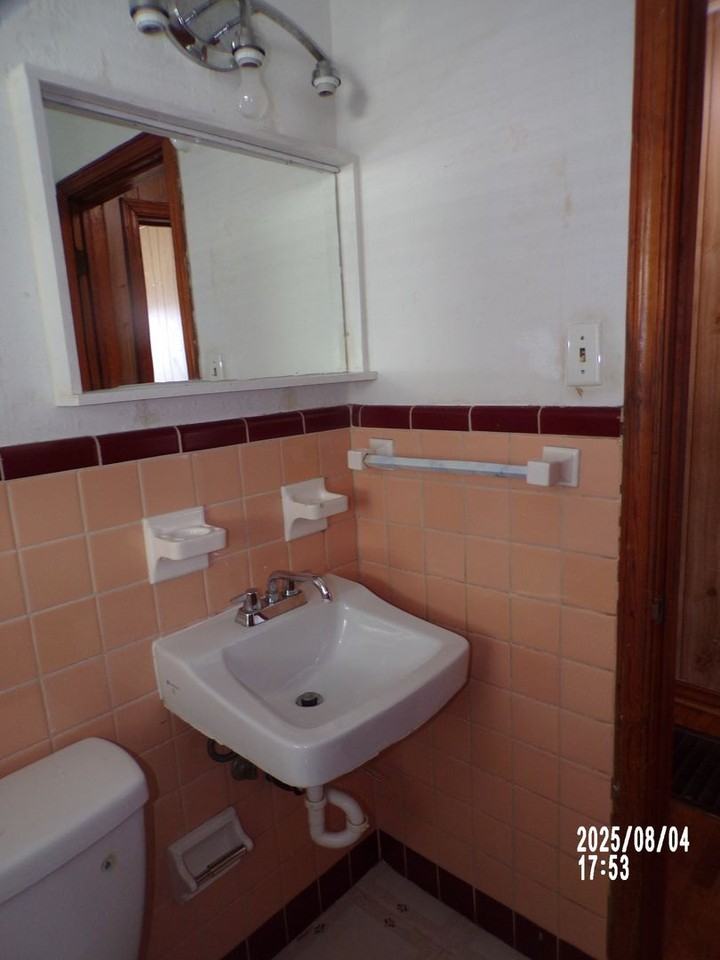 2620 Sw Cornell Ave - Photo 7 of 29