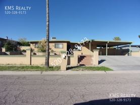 707 W Acadia Dr - Photo 1 of 1