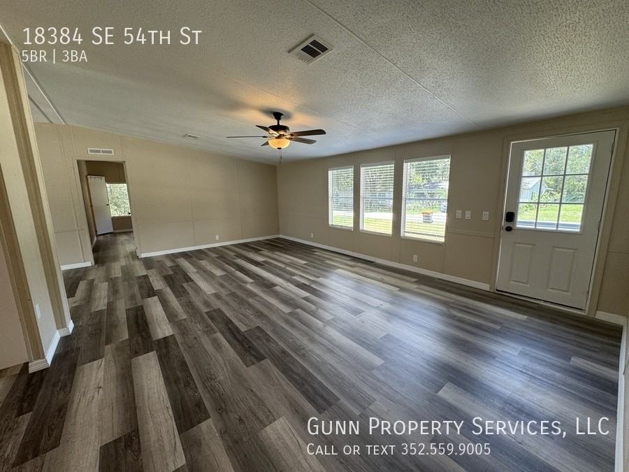 18384 Se 54th St - Photo 2 of 26