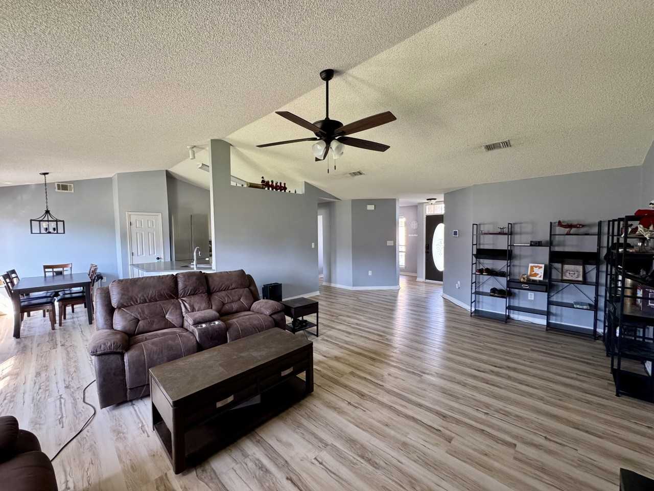 10033 Parker Lake Cir #NA - Photo 3 of 10