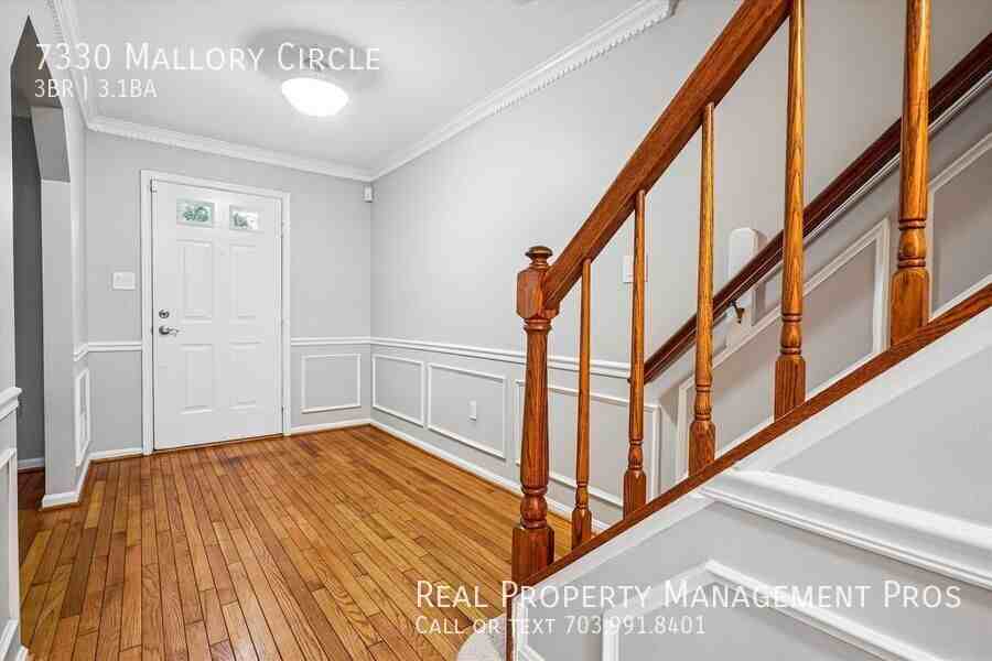 7330 Mallory Cir - Photo 2 of 31