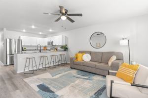 featured image of 1917 Yellowstone Dr