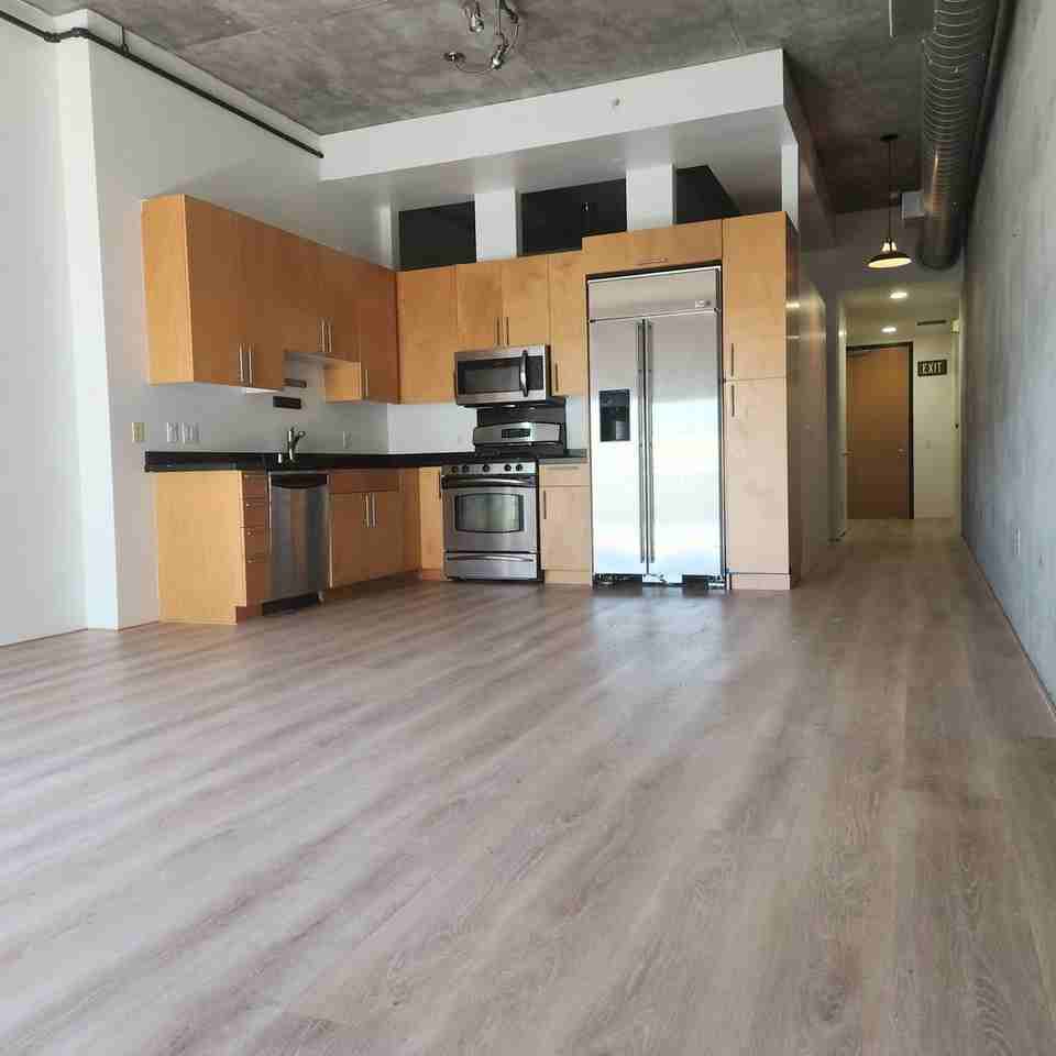 1025 Island Ave #606