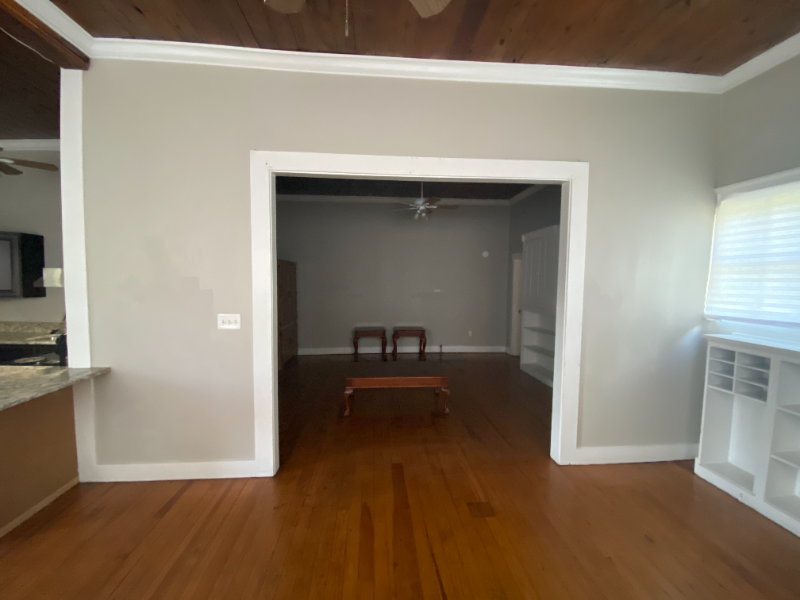 621 Lafayette St - Photo 6 of 13