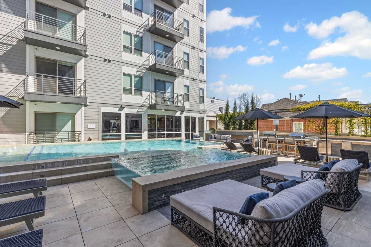 Haus 2828 - Photo 7 of 43