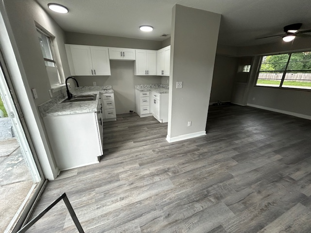 1014 La Marche Dr - Photo 2 of 27