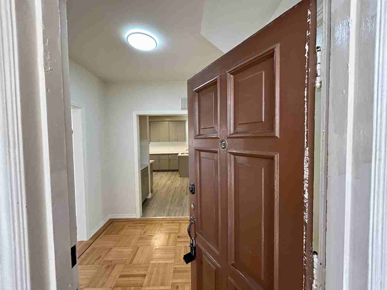 153 Stanyan St - Photo 2 of 21