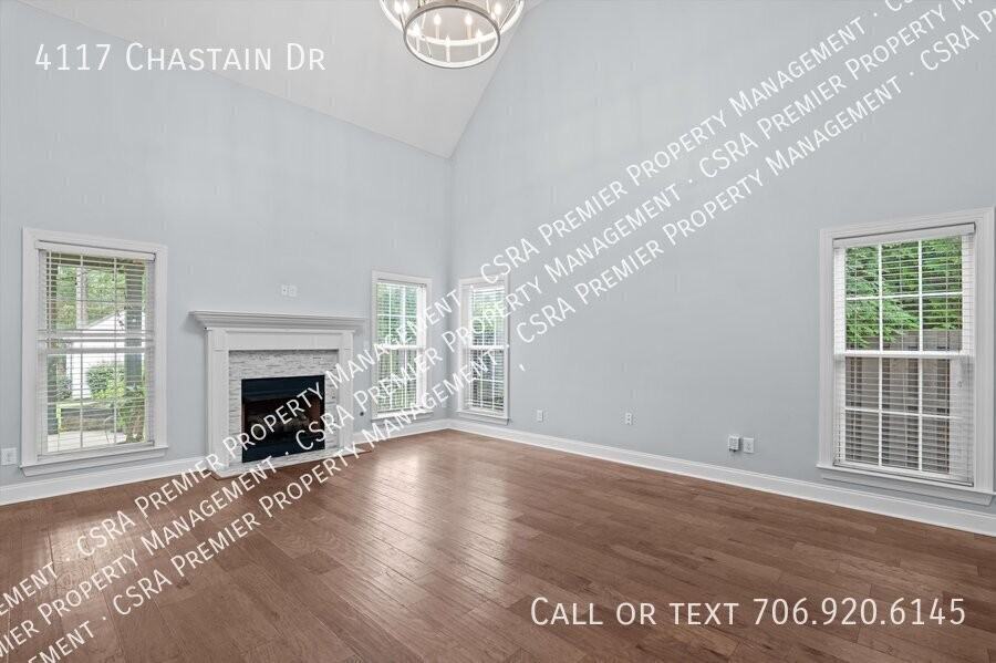 4117 Chastain Dr - Photo 6 of 38