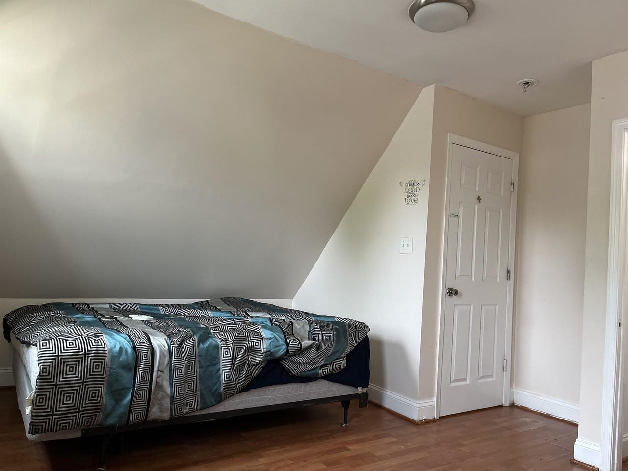 3220 Brightwood Ave - Photo 4 of 6