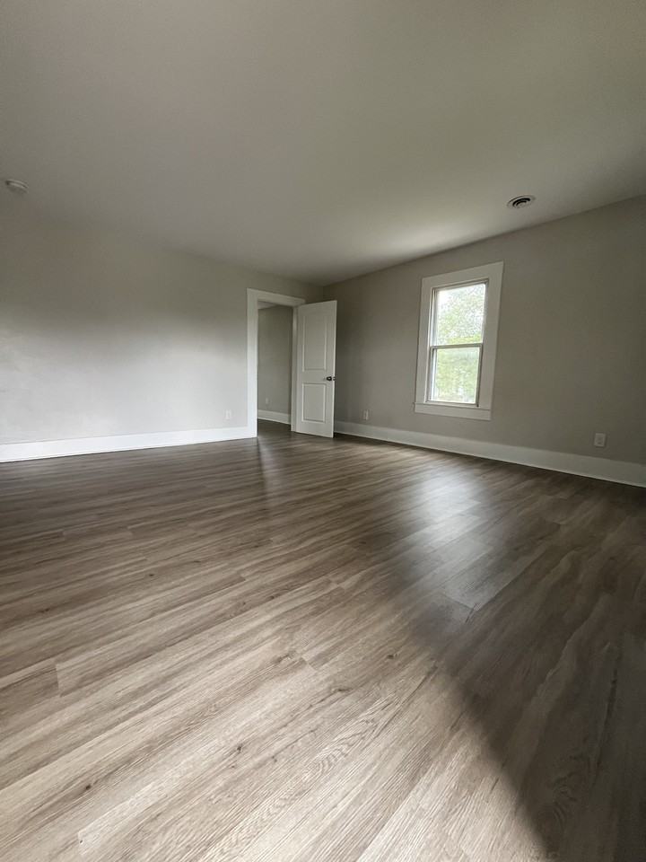 162 Rosin Streetunit B - Photo 2 of 10