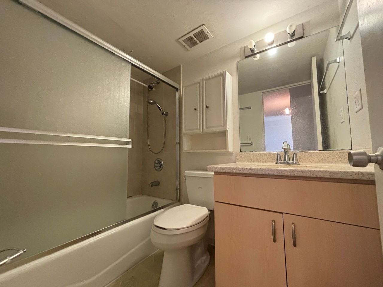 910 Ahana St #1107 - Photo 5 of 16