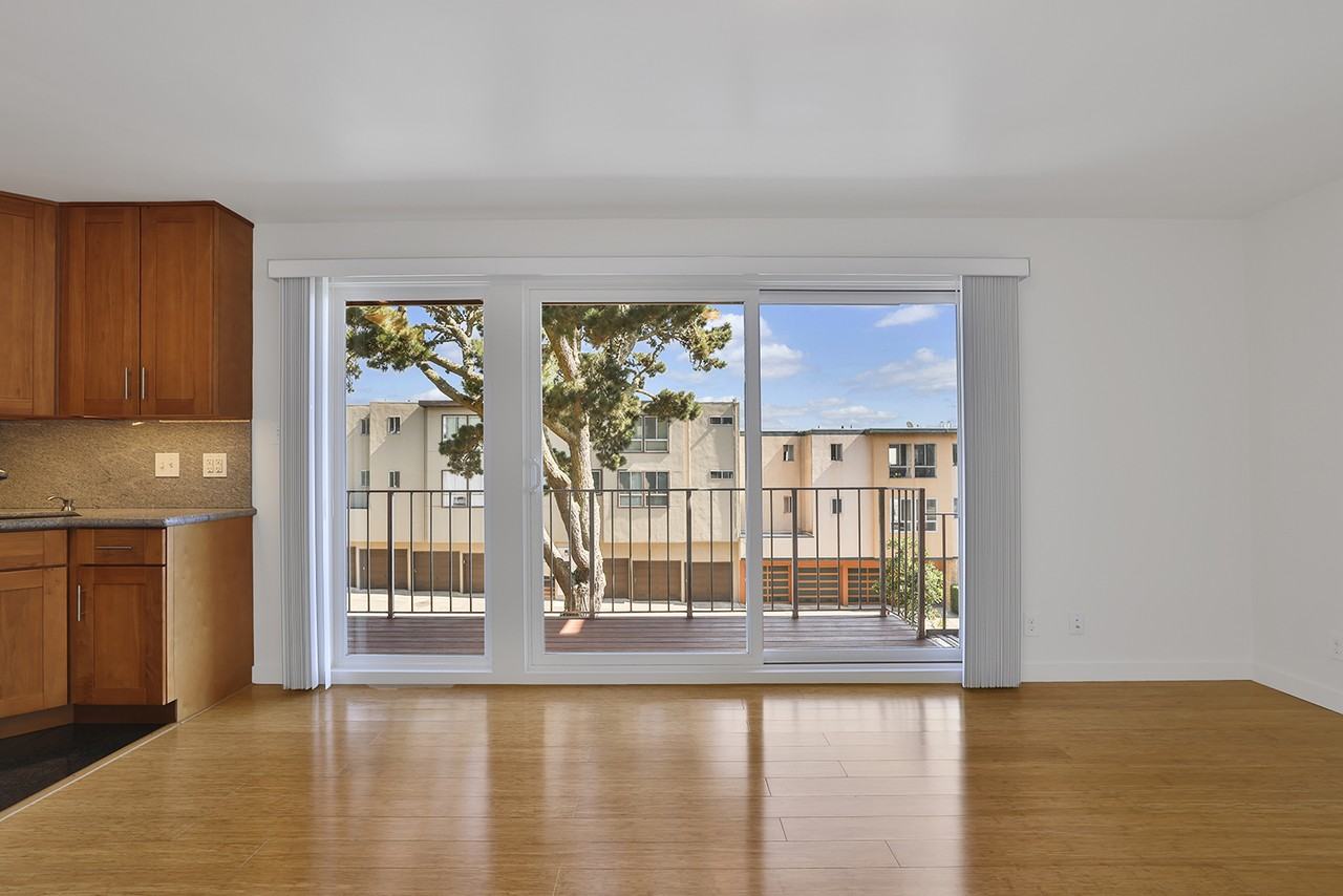 80 Crestline Drive #2