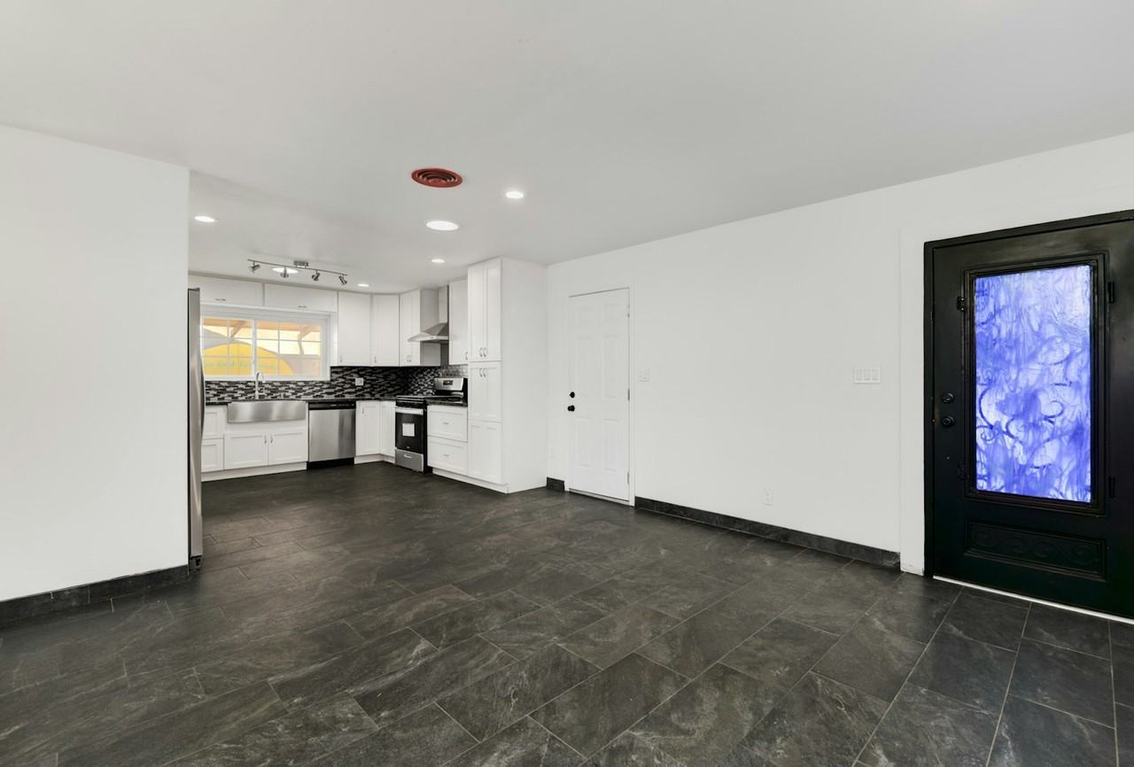 1615 Halo Street, Unit N/A - Photo 3 of 16