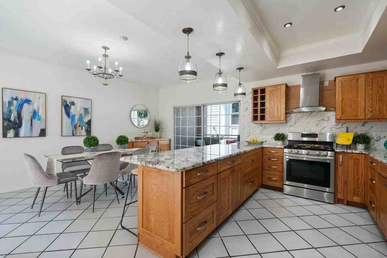 2006 Aviation Way, Unit 5 - Photo 5 of 29