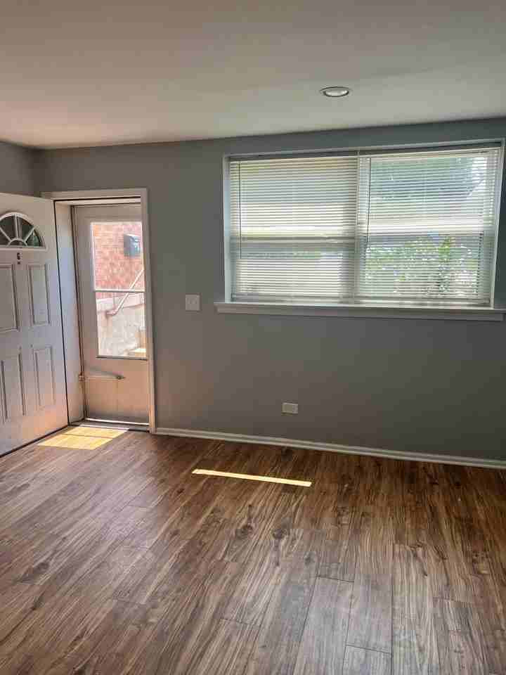 5650 West 63rd Place, Unit Garden - Photo 4 of 9