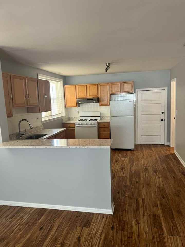 5650 West 63rd Place, Unit Garden - Photo 6 of 9