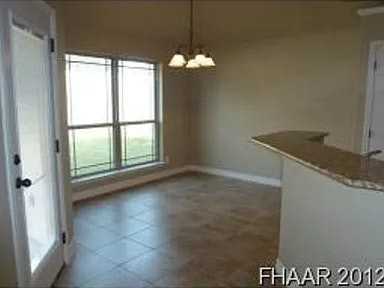 1120 Chaucer Lane - Photo 6 of 9