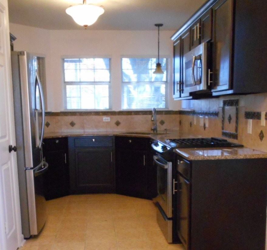 21426 Grand National Ave - Photo 5 of 11