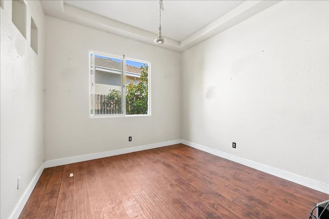 5733 Spenlow Way - Photo 3 of 23