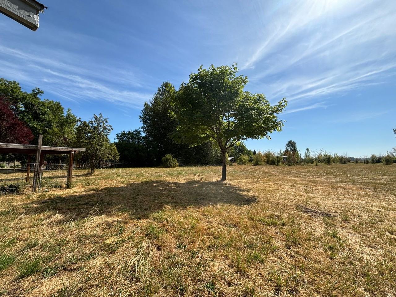 34715 Riverside Dr Sw - Photo 3 of 17