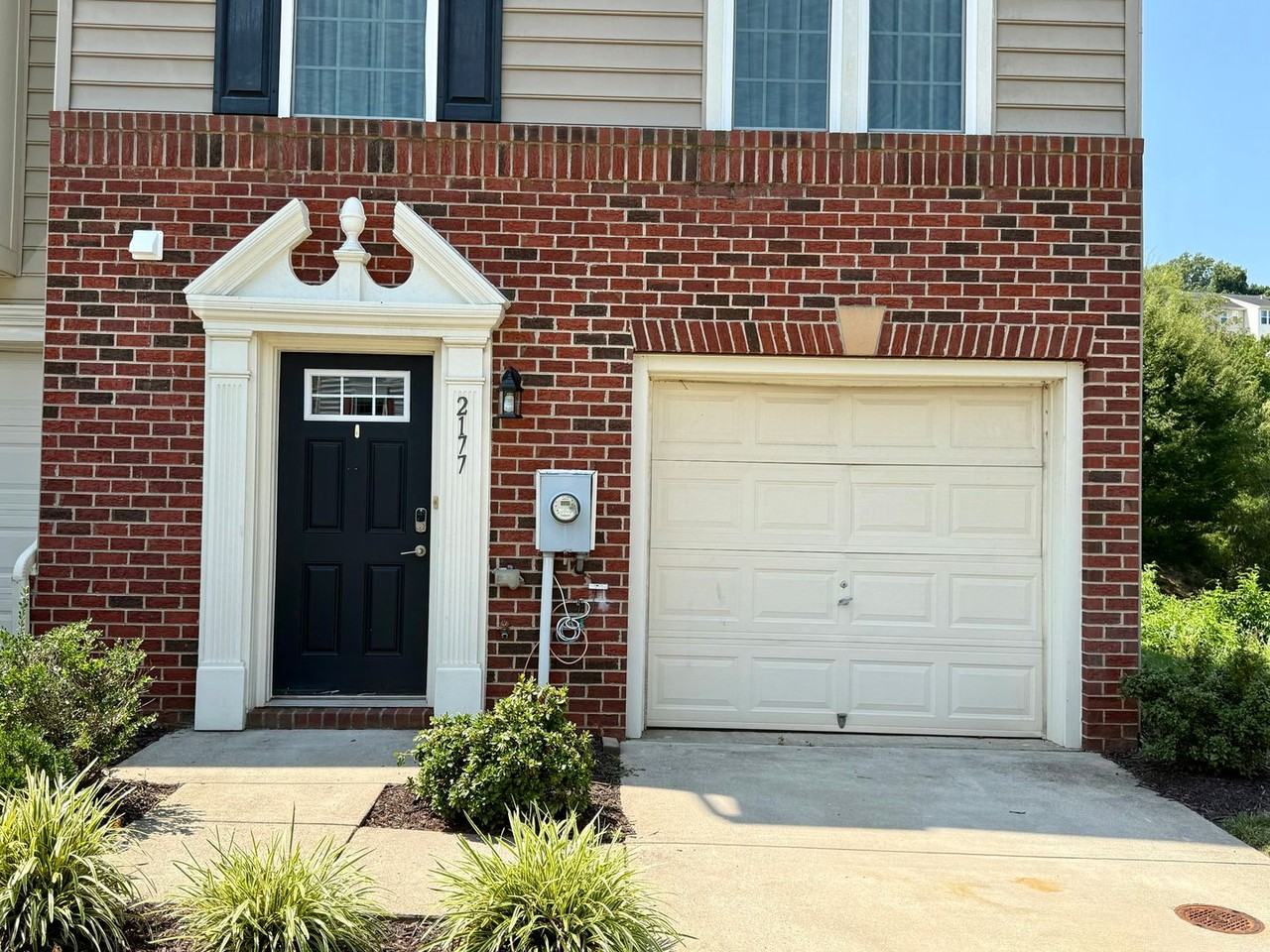 2177 Whispering Hollow Ln - Photo 3 of 36