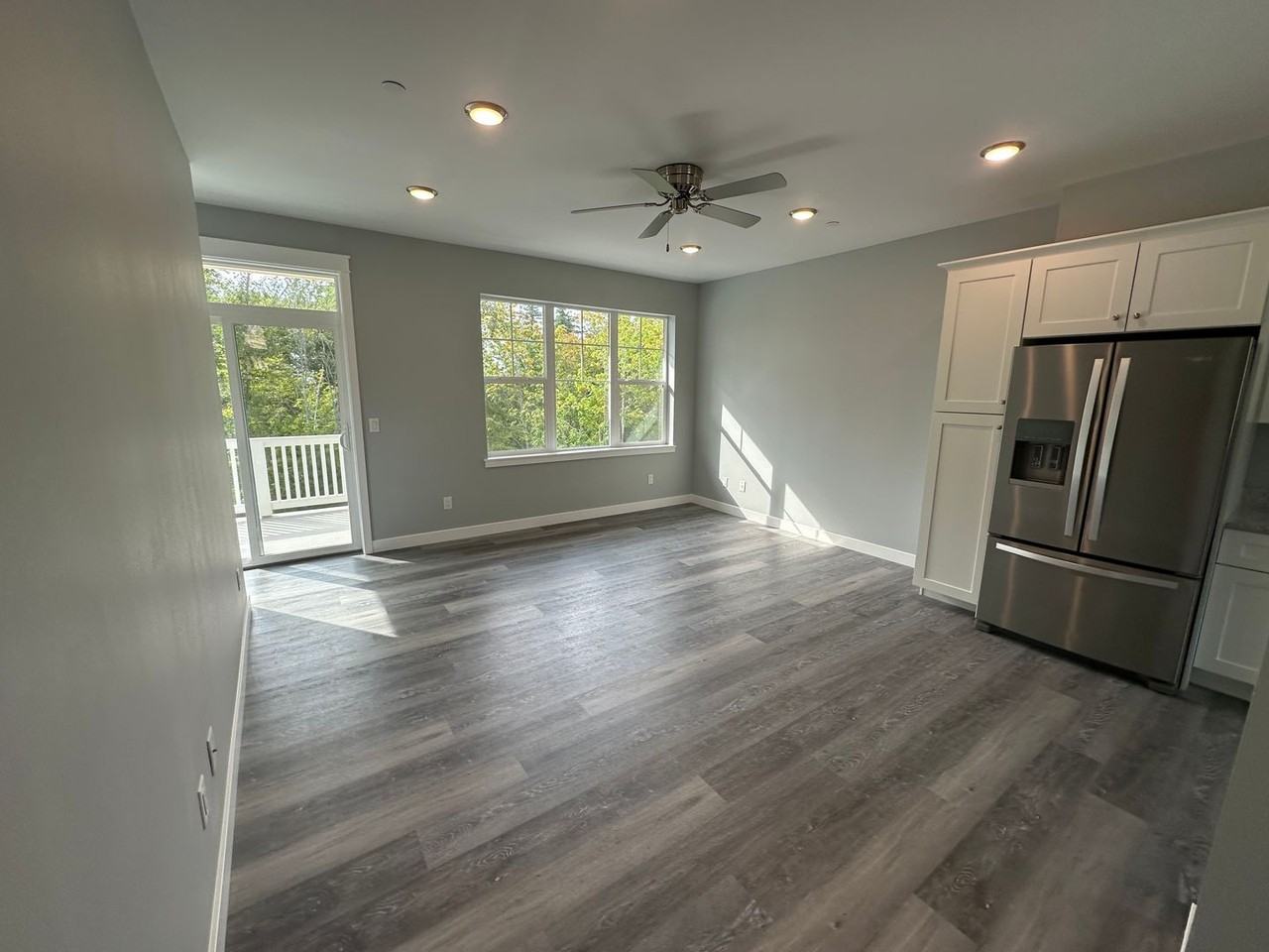 3501 Sussex Dr - Photo 7 of 14