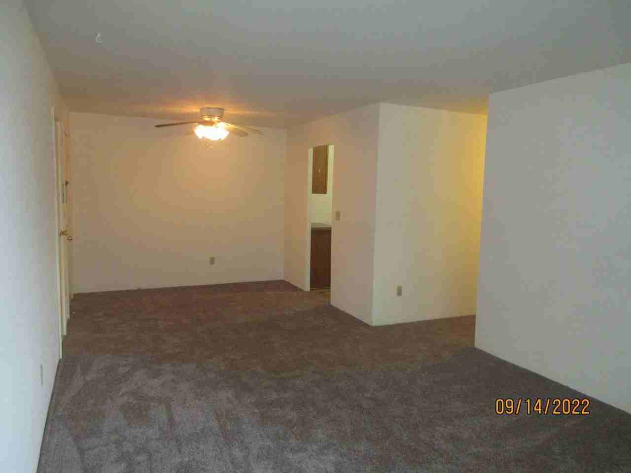 N111W15782 Vienna Ct #15 - Photo 6 of 14