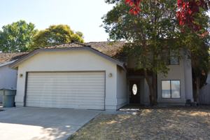 featured image of 1128 N Manzanita St